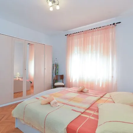 Mariza 1026 Apartment *