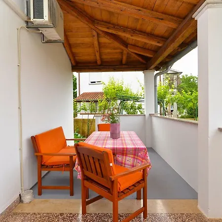 Mariza 1026 Apartment Fazana